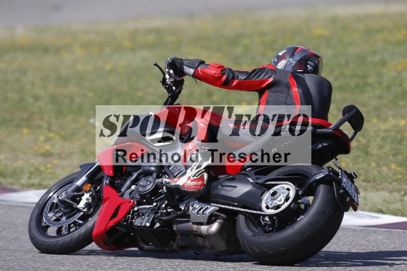 /16 26.05.2026  FREERIDE TRAINING ADR/Gruppe B und M/51